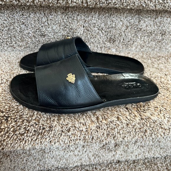 Gucci Men's Black Leather Slides Sandals